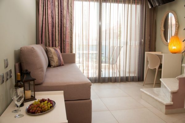Apartments 1 (Maisonettes)